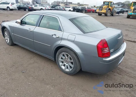 2006 Chrysler 300C z USA, uszkodzony, nr VIN 2C3KA63HX6H431609